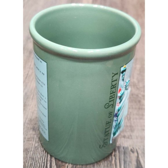 NEW YORK STATUE OF LIBERTY COFFEE TEA MUG RAISED 3D Art Deco Print Tall Green - Picture 3 of 7
